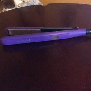Remington hair straightener